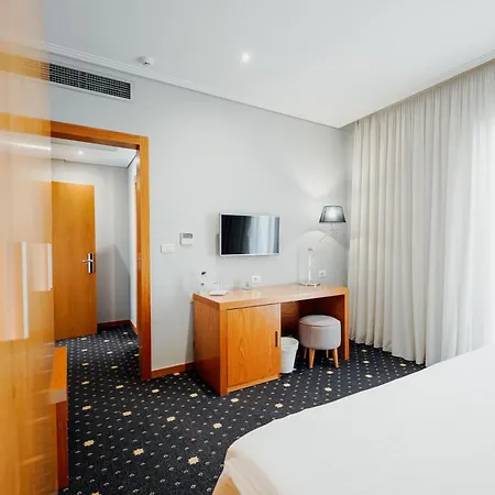 Agimi Otel 4*