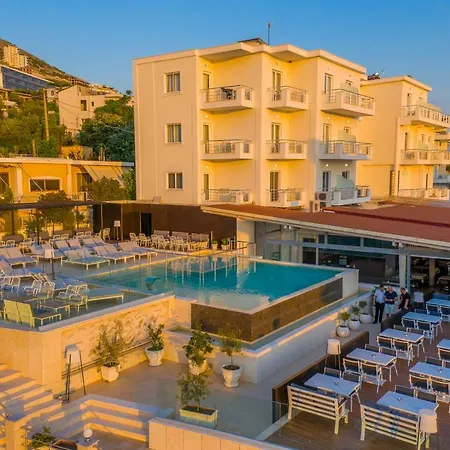 Otel Agimi 4*